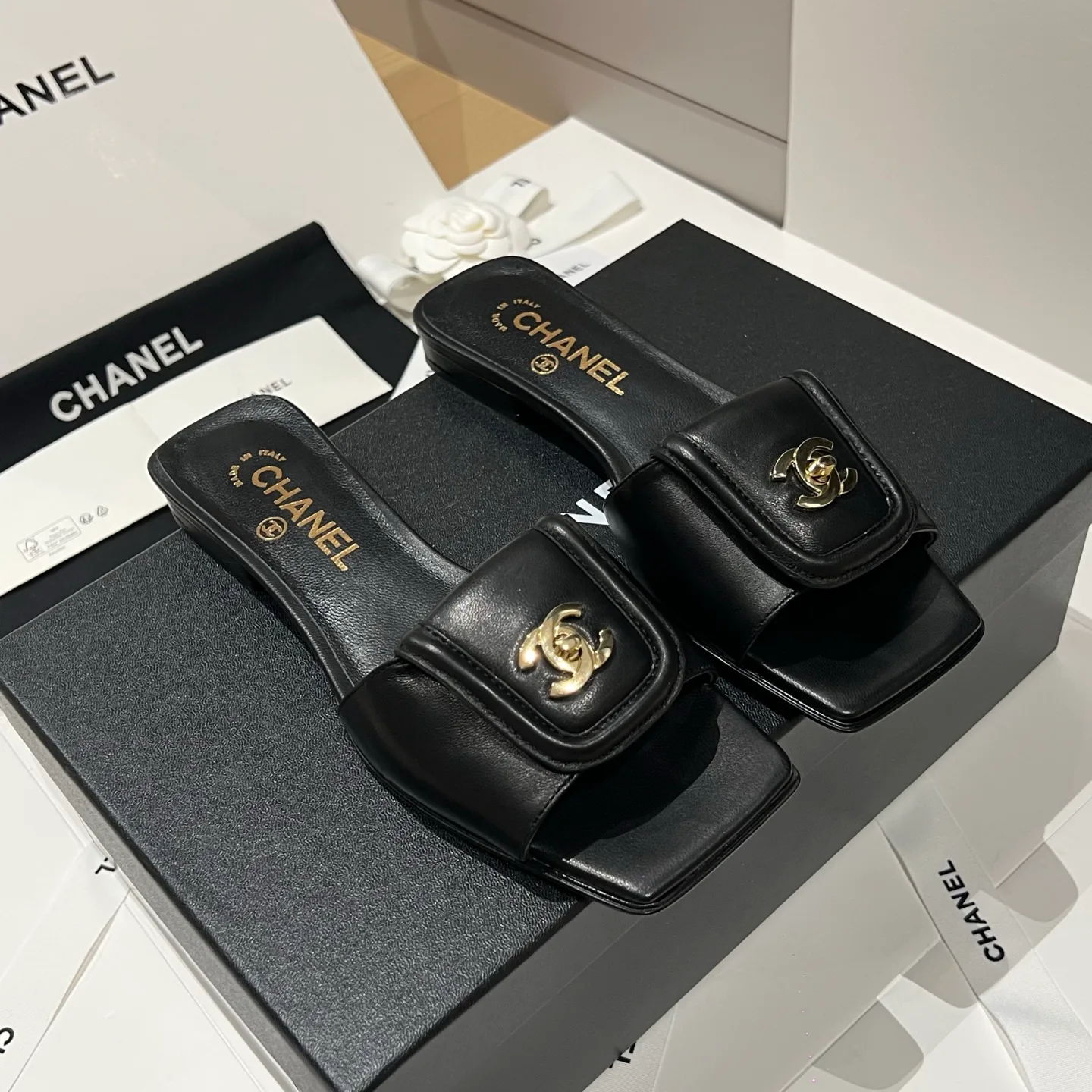 Туфли Женские Chanel 13299071