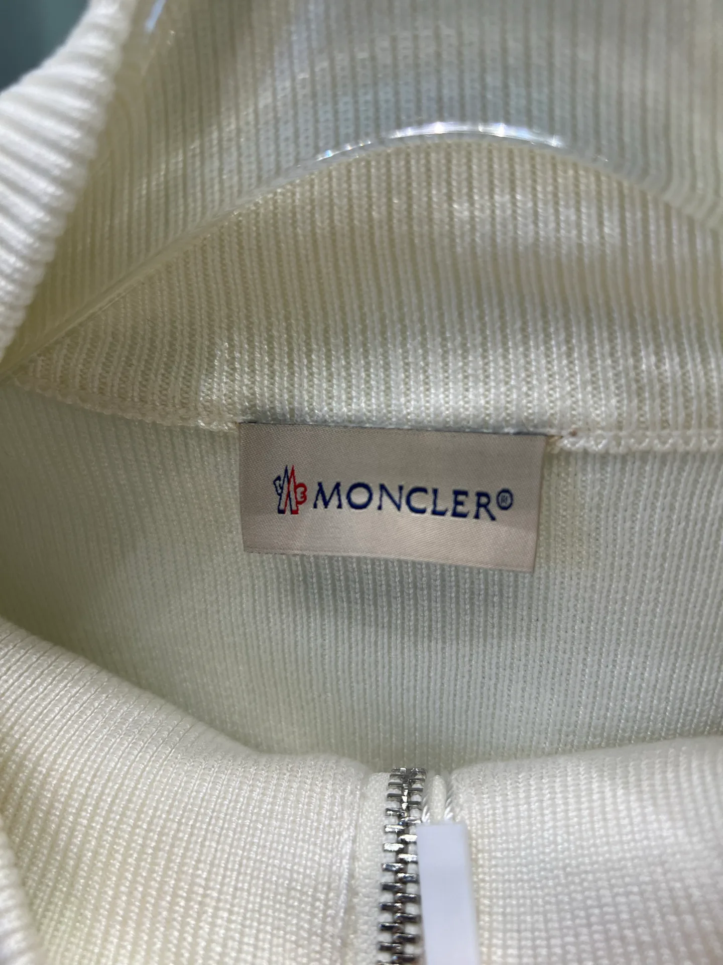 Куртки И Пуховики Женские Moncler 17323201