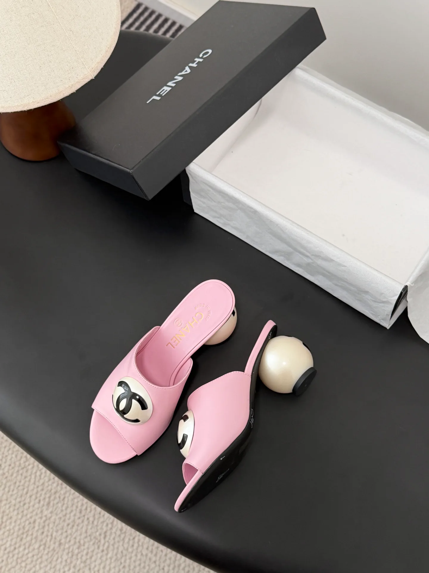 Босоножки Женские Chanel 10997483