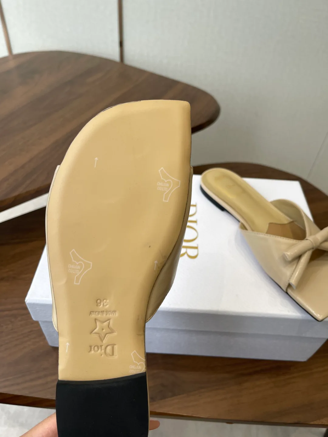 Шлепанцы Женские Christian Dior 14323651