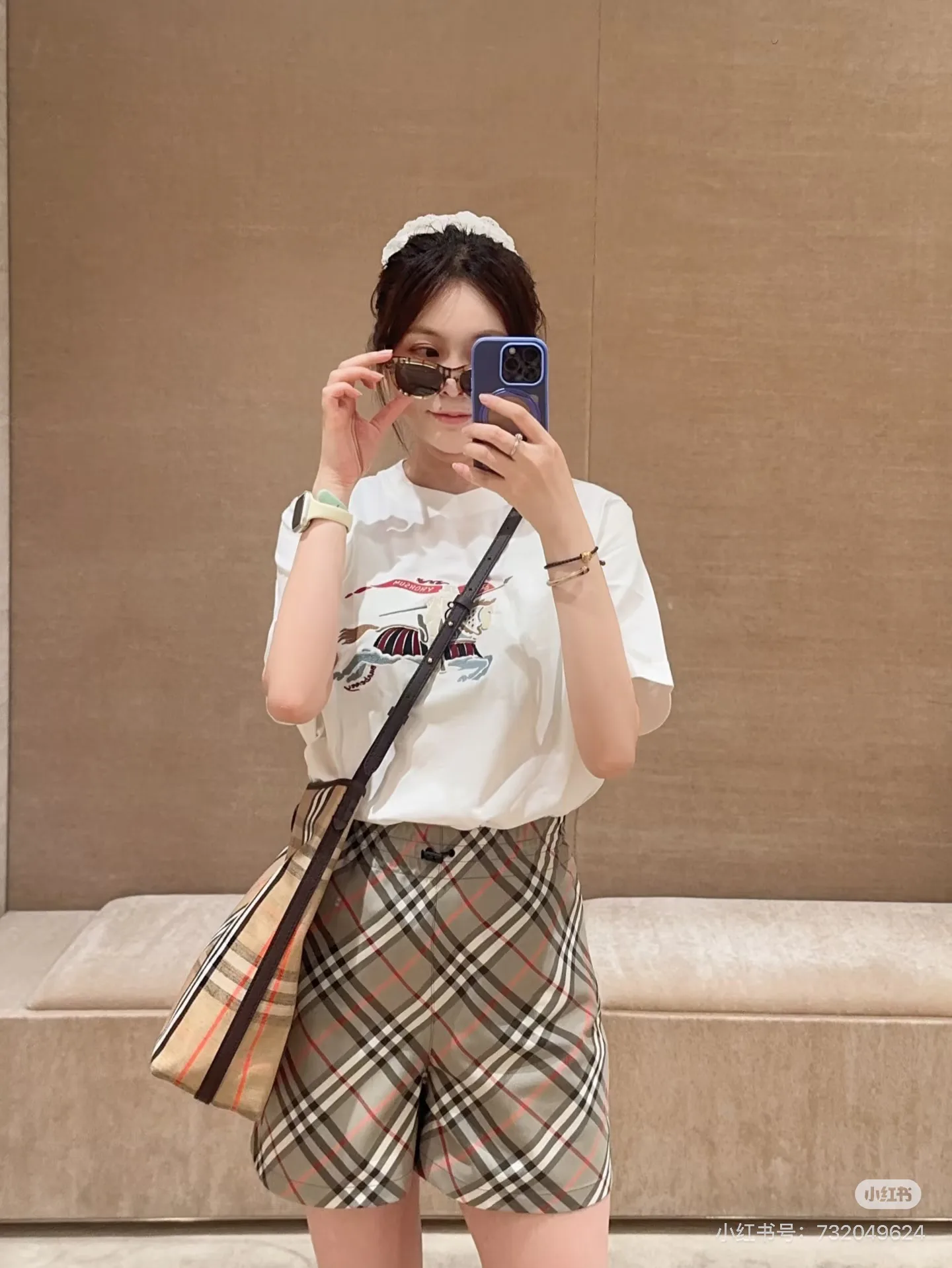 Футболки Женские Burberry 11230214