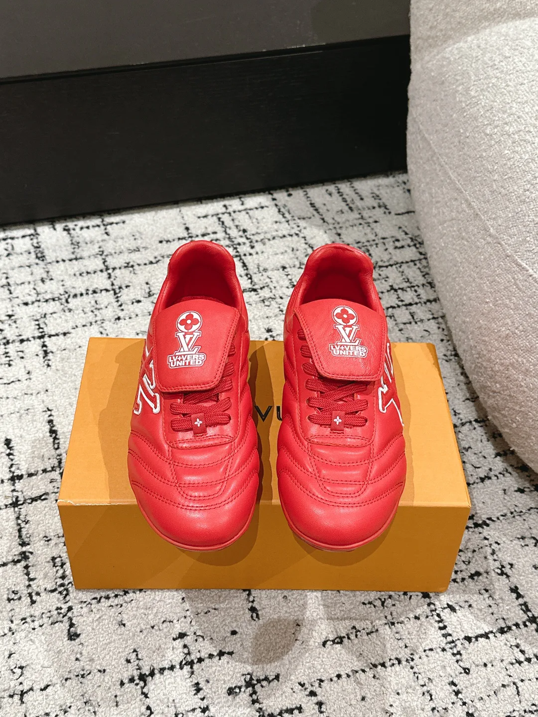 Кроссовки Женские Louis Vuitton 13039