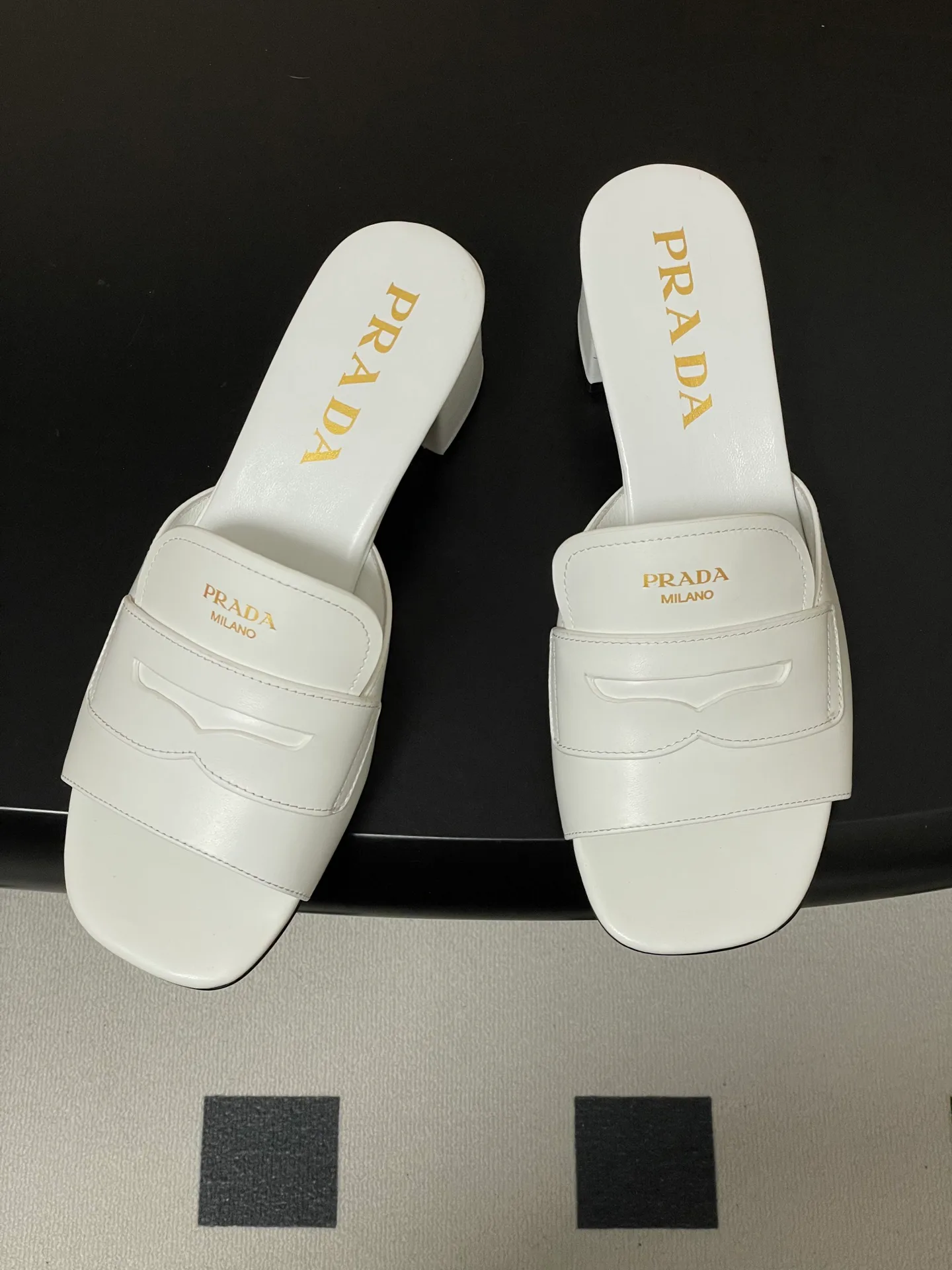 Босоножки Женские Prada 10993967