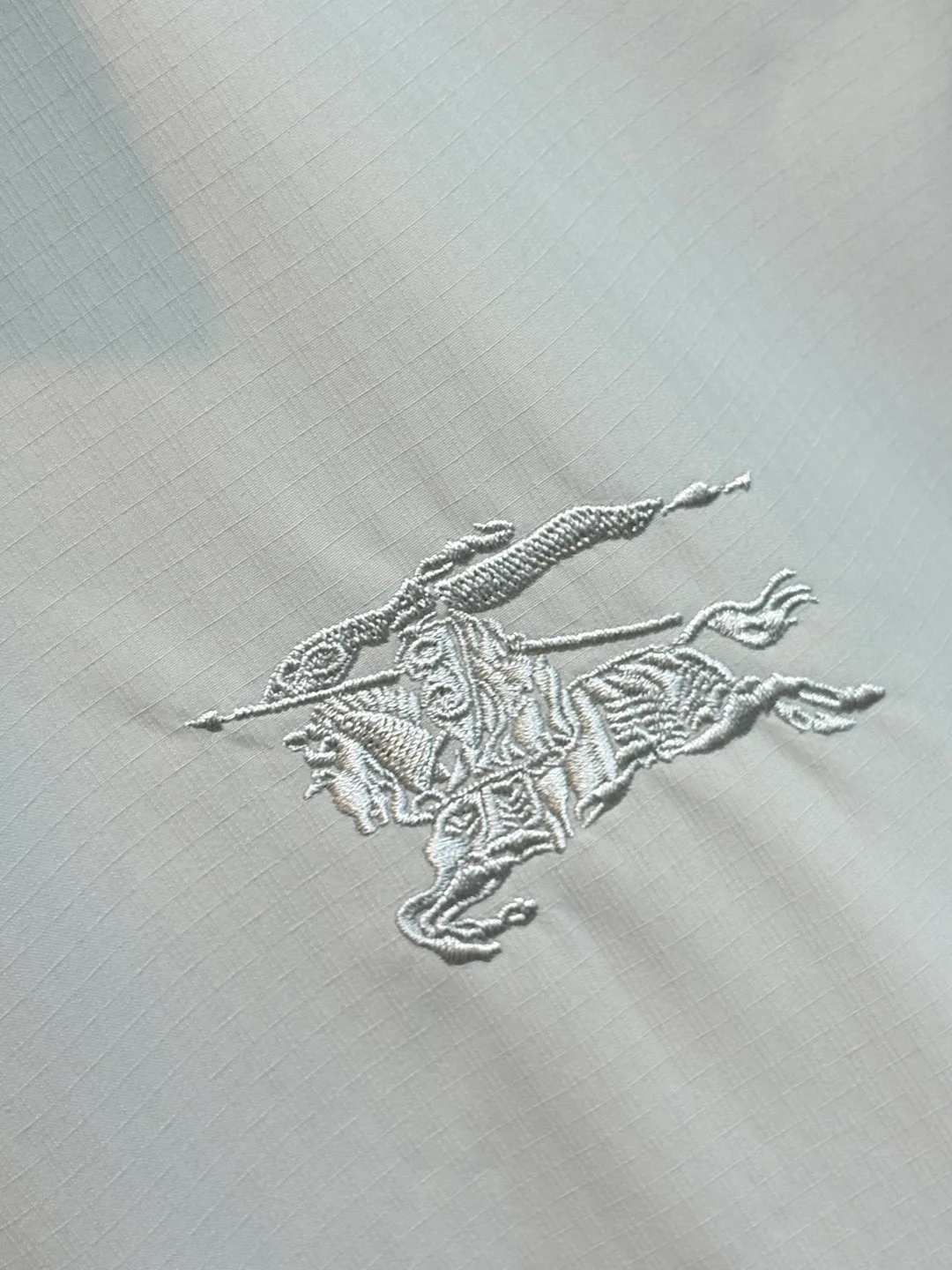 Куртки И Пуховики Женские Burberry 18157287