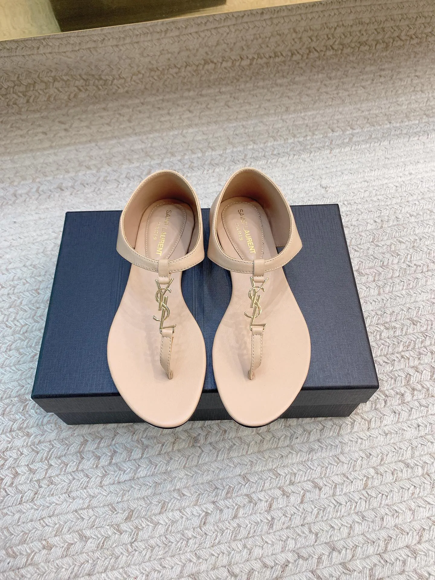 Сандалии Женские Saint Laurent 23865