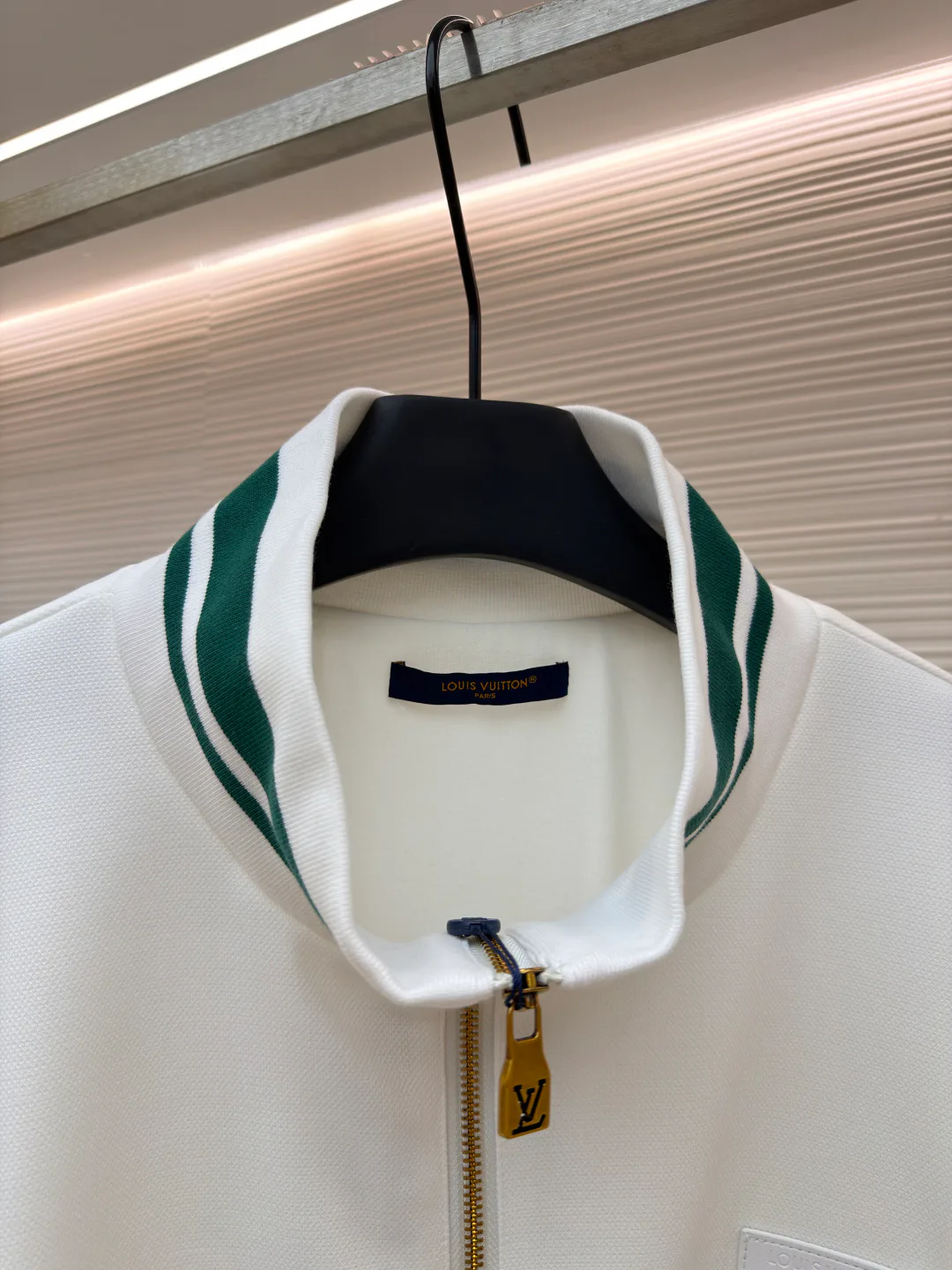 Куртки И Пуховики Мужские Louis Vuitton 5922471