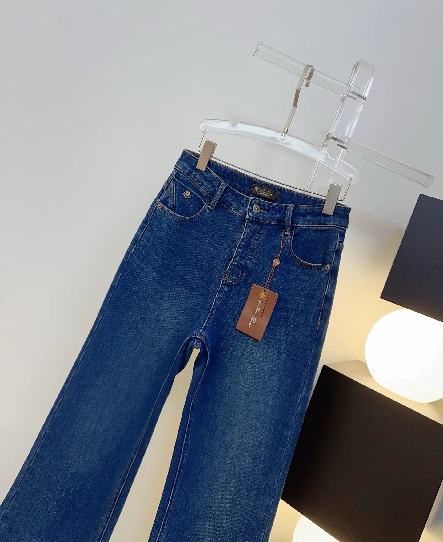 Джинсы Женские Loro Piana 19332019