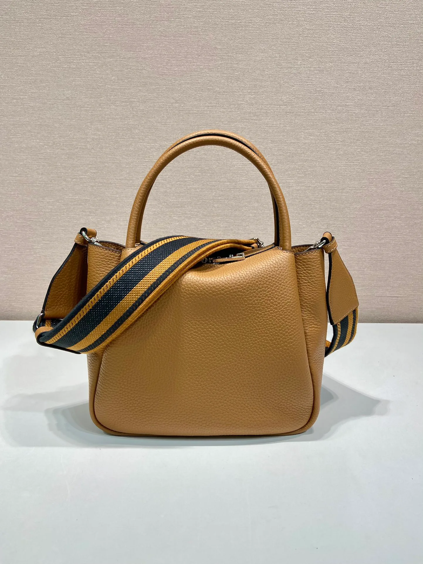 Сумки На Ремне Женские Prada 11449116
