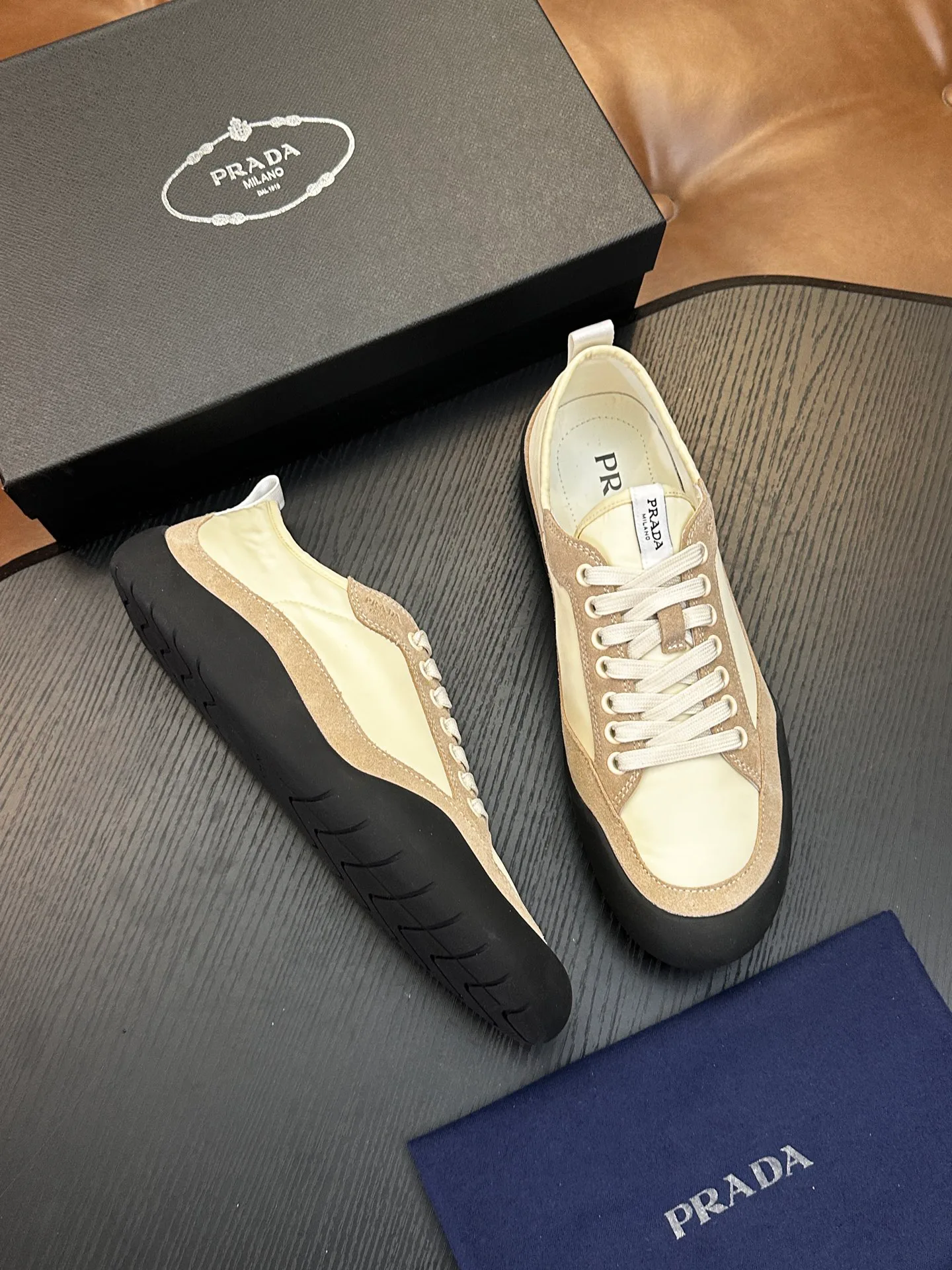 Кроссовки Мужские Prada 11858397