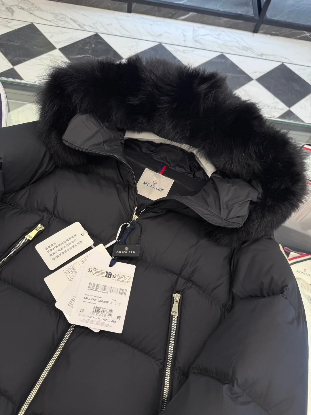Куртки И Пуховики Женские Moncler 18510380