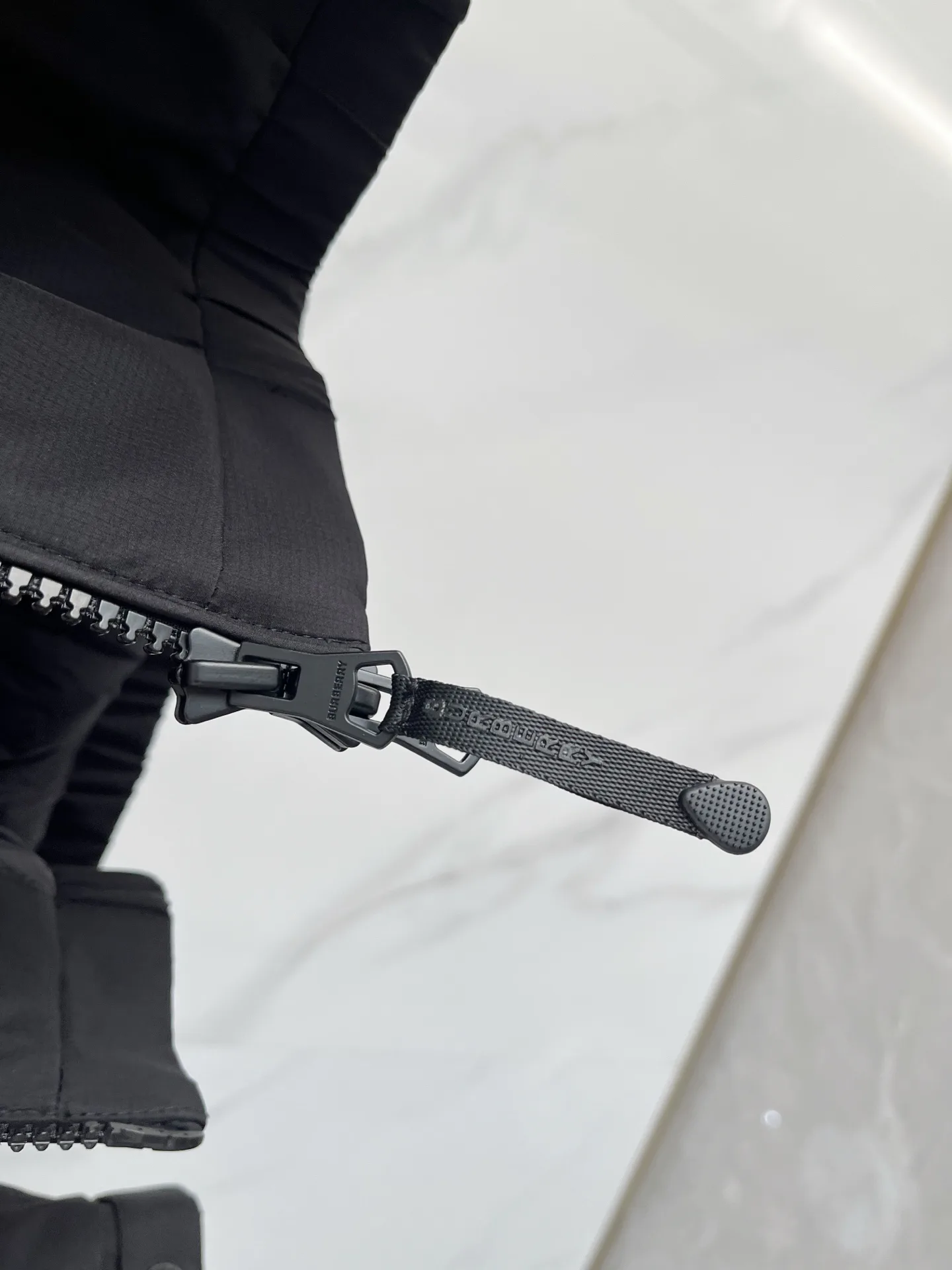 Куртки И Пуховики Мужские Burberry 331110