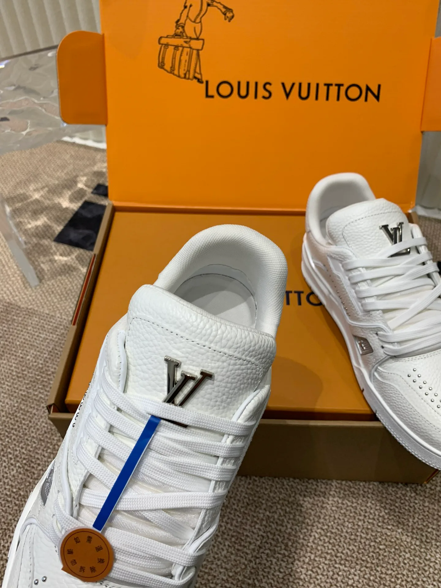 Кроссовки Женские Louis Vuitton 6152328