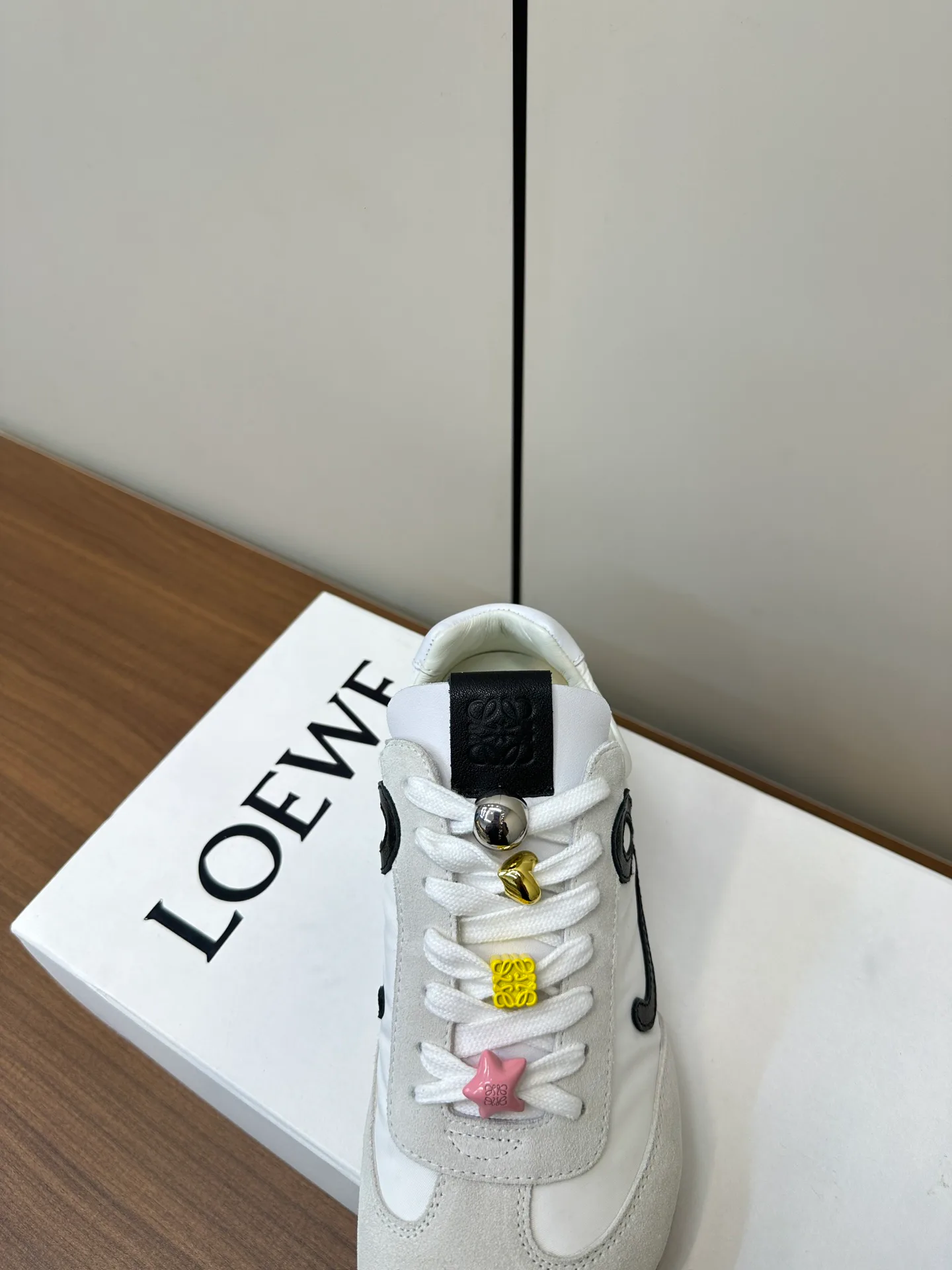 Кроссовки Женские Loewe 11206061
