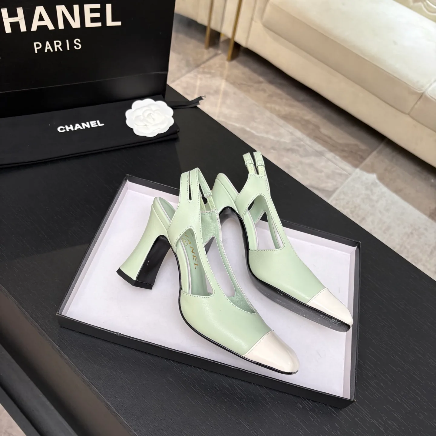 Туфли Женские Chanel 19633742