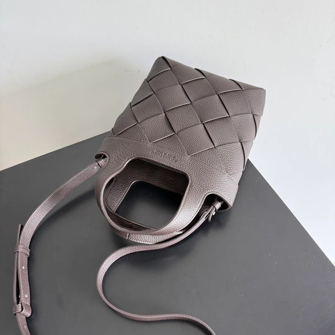 Сумки На Ремне Женские Bottega Veneta 419949