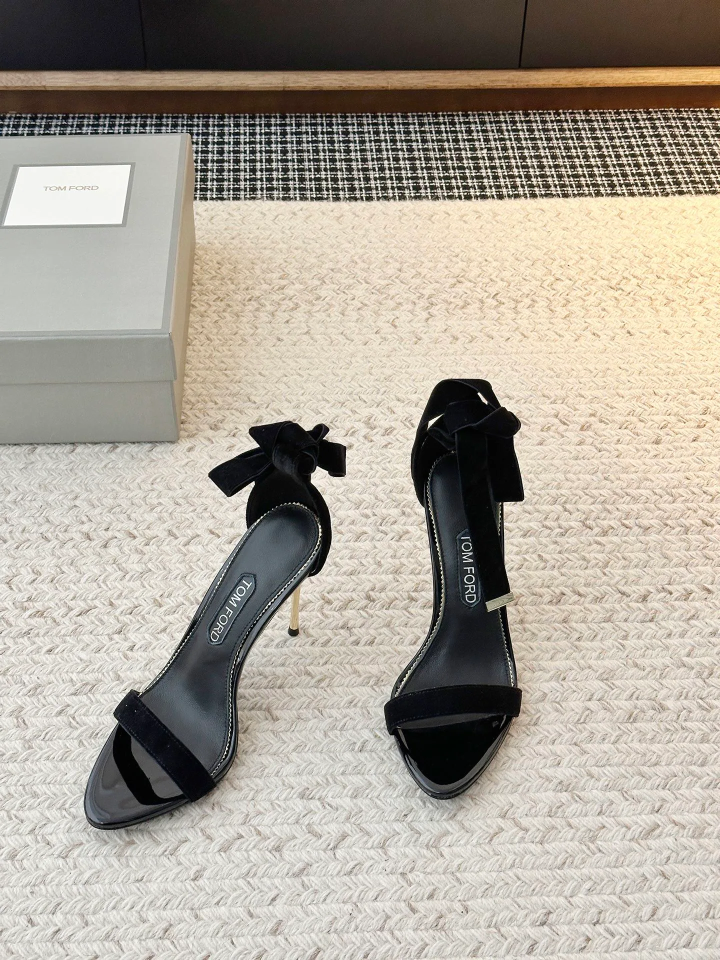 Босоножки Женские Tom Ford 11194387