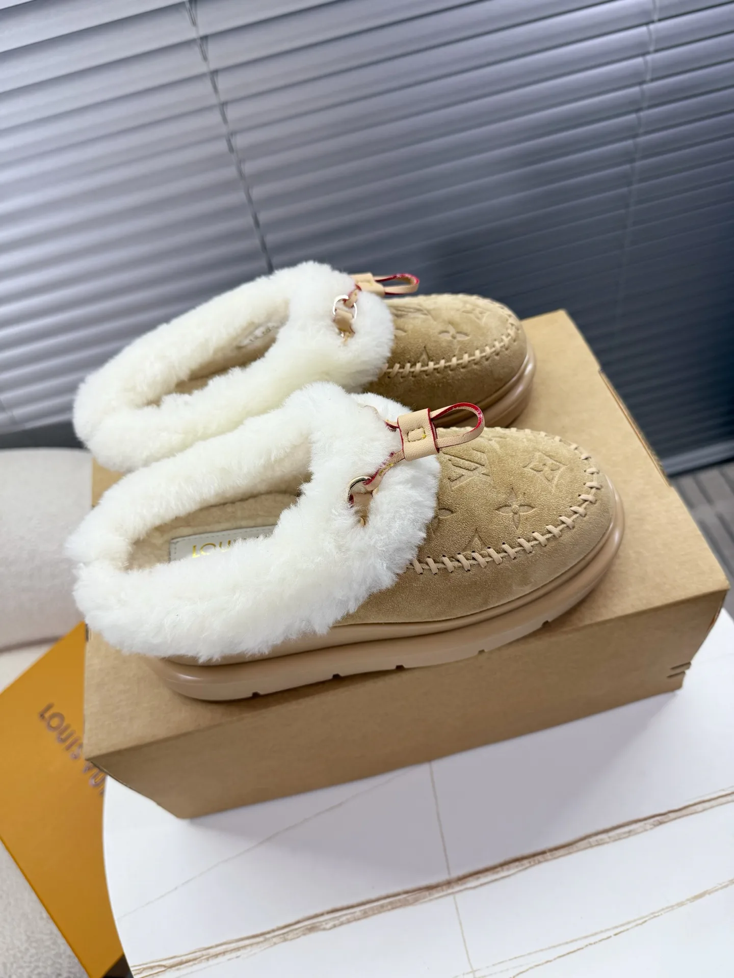 Угги Женские Louis Vuitton 455843