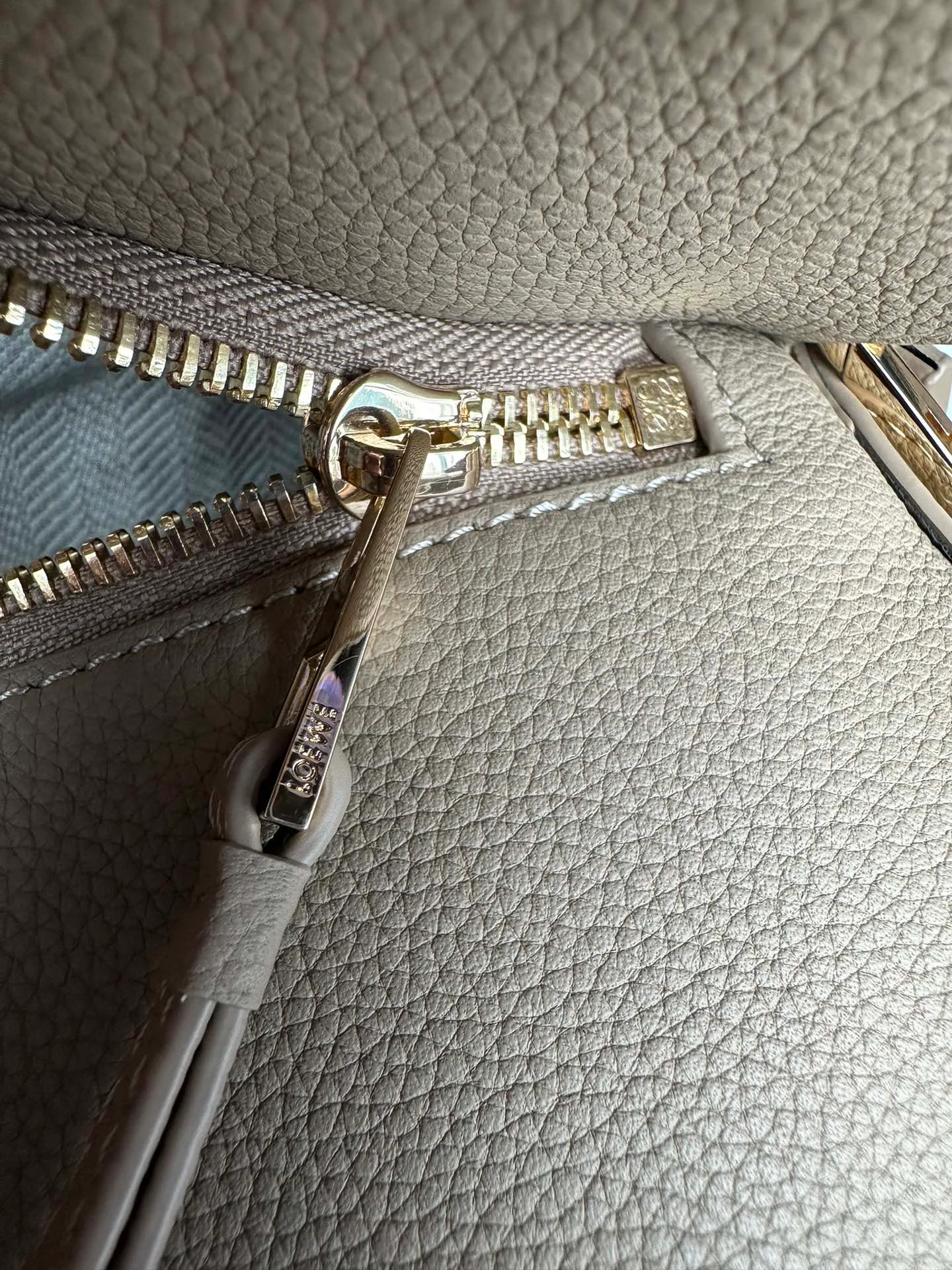 Классические Сумки Женские Loewe 11621929