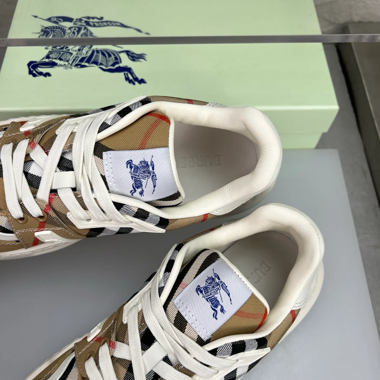 Кроссовки Мужские Burberry 11638115