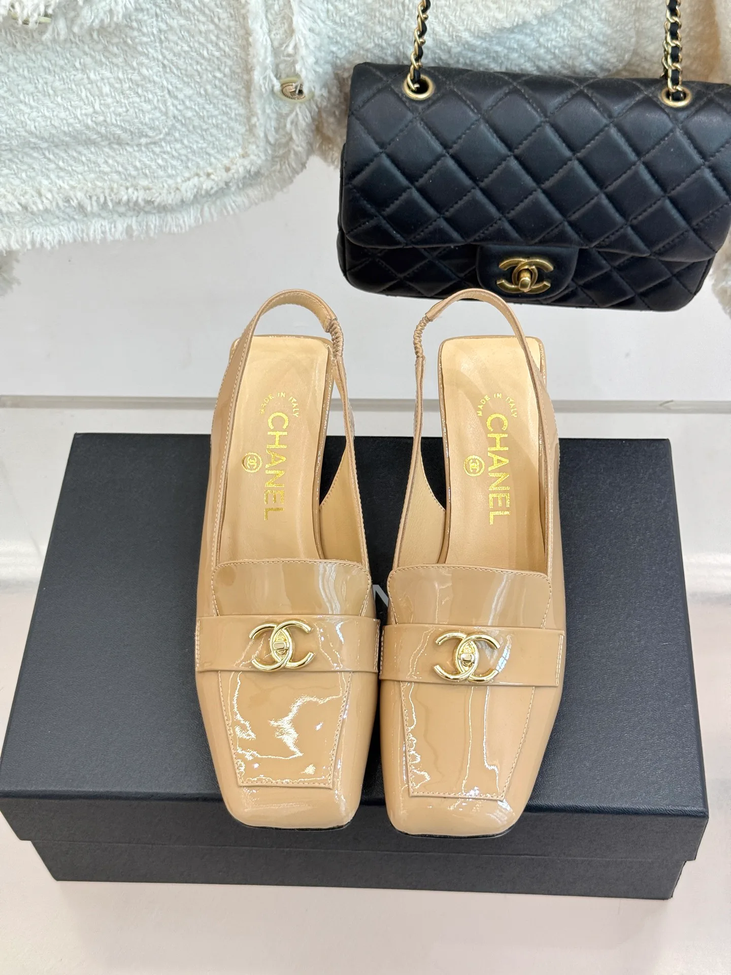 Босоножки Женские Chanel 17699631