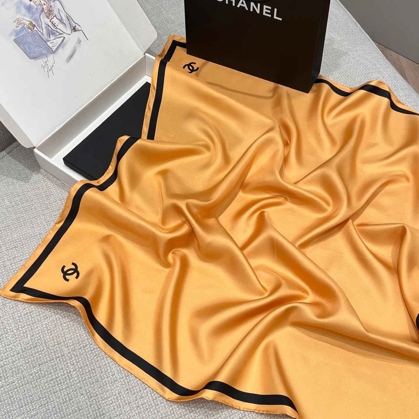 Платки Chanel 13268306