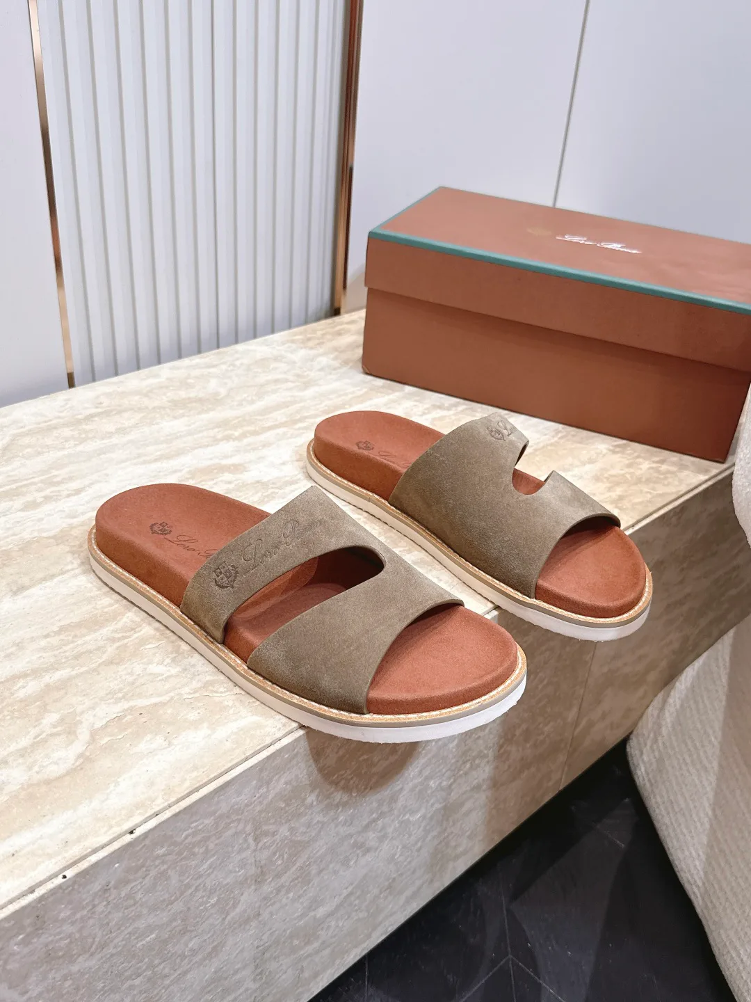 Шлепанцы Мужские Brunello Cucinelli 17366577
