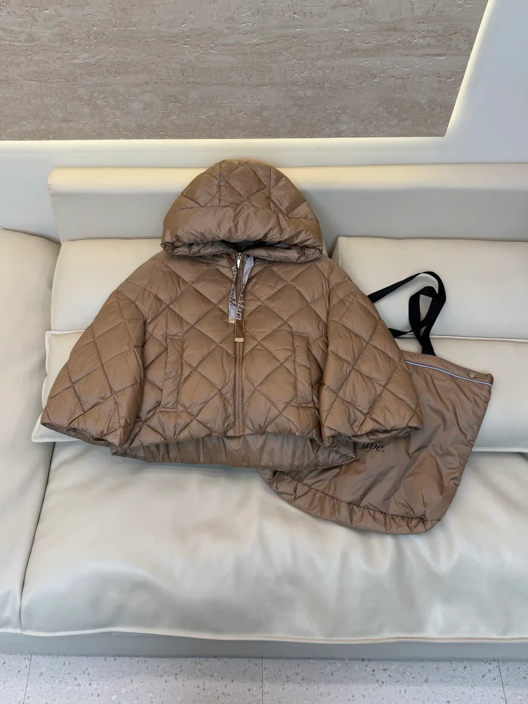 Куртки И Пуховики Женские Max Mara 17917335