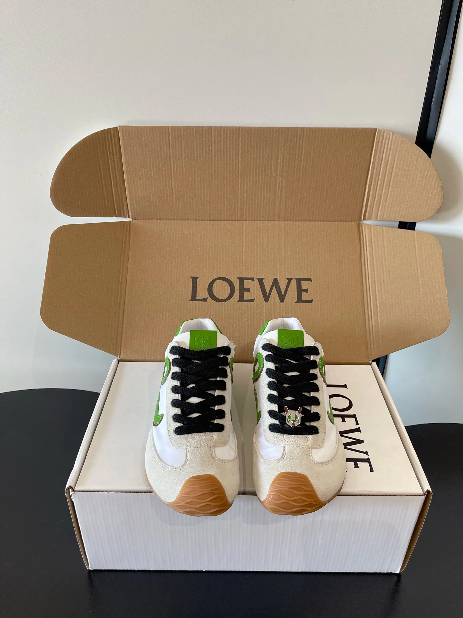 Кроссовки Женские Loewe 1818756