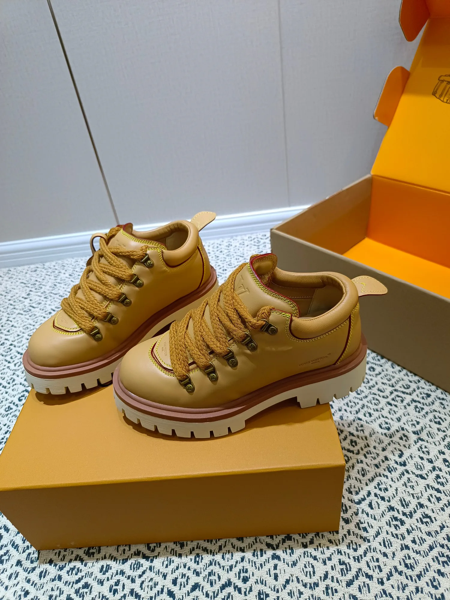 Ботинки Женские Louis Vuitton 89832