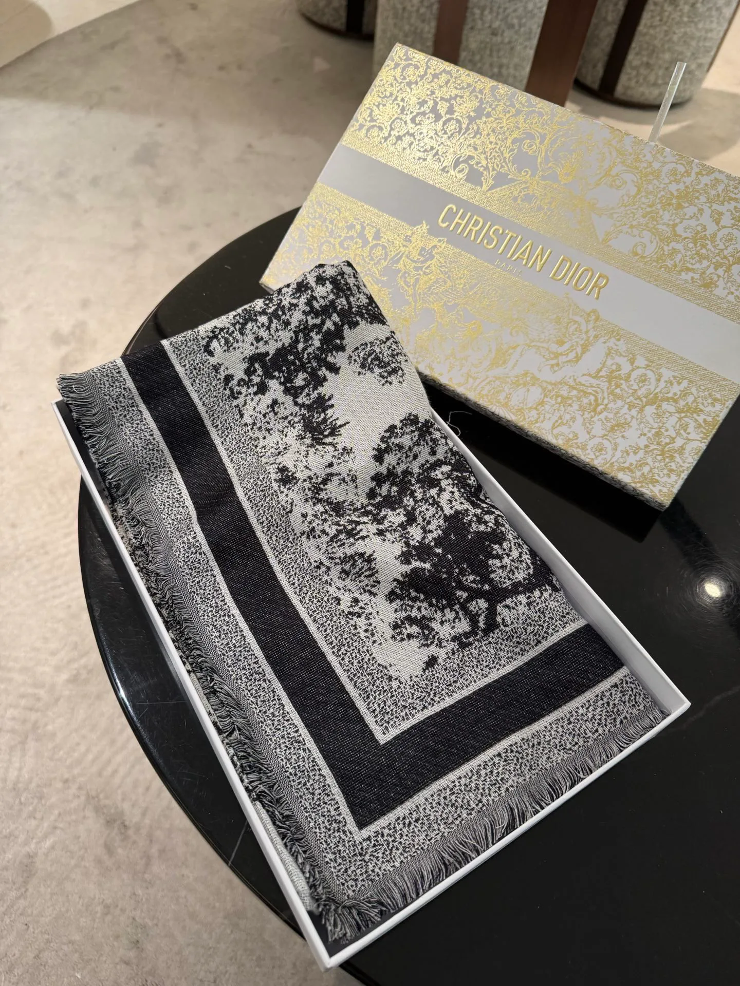 Шарфы Christian Dior 17810479