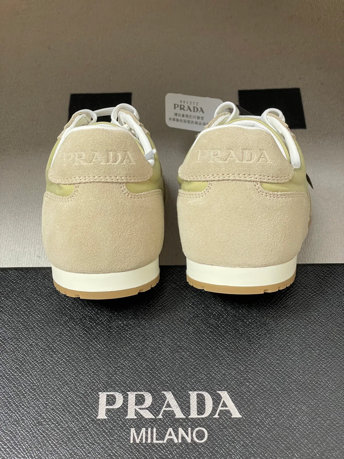Кроссовки Женские Prada 12810920