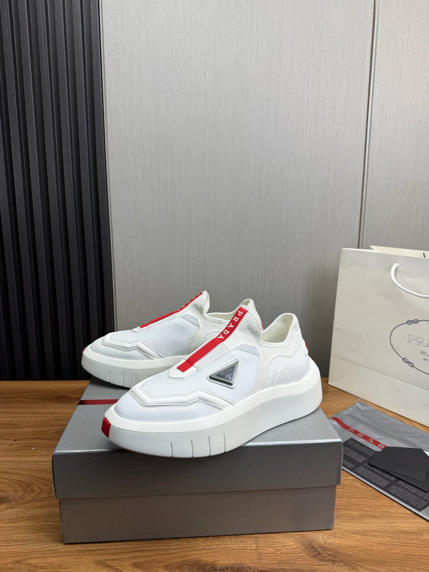 Кроссовки Мужские Prada 34972