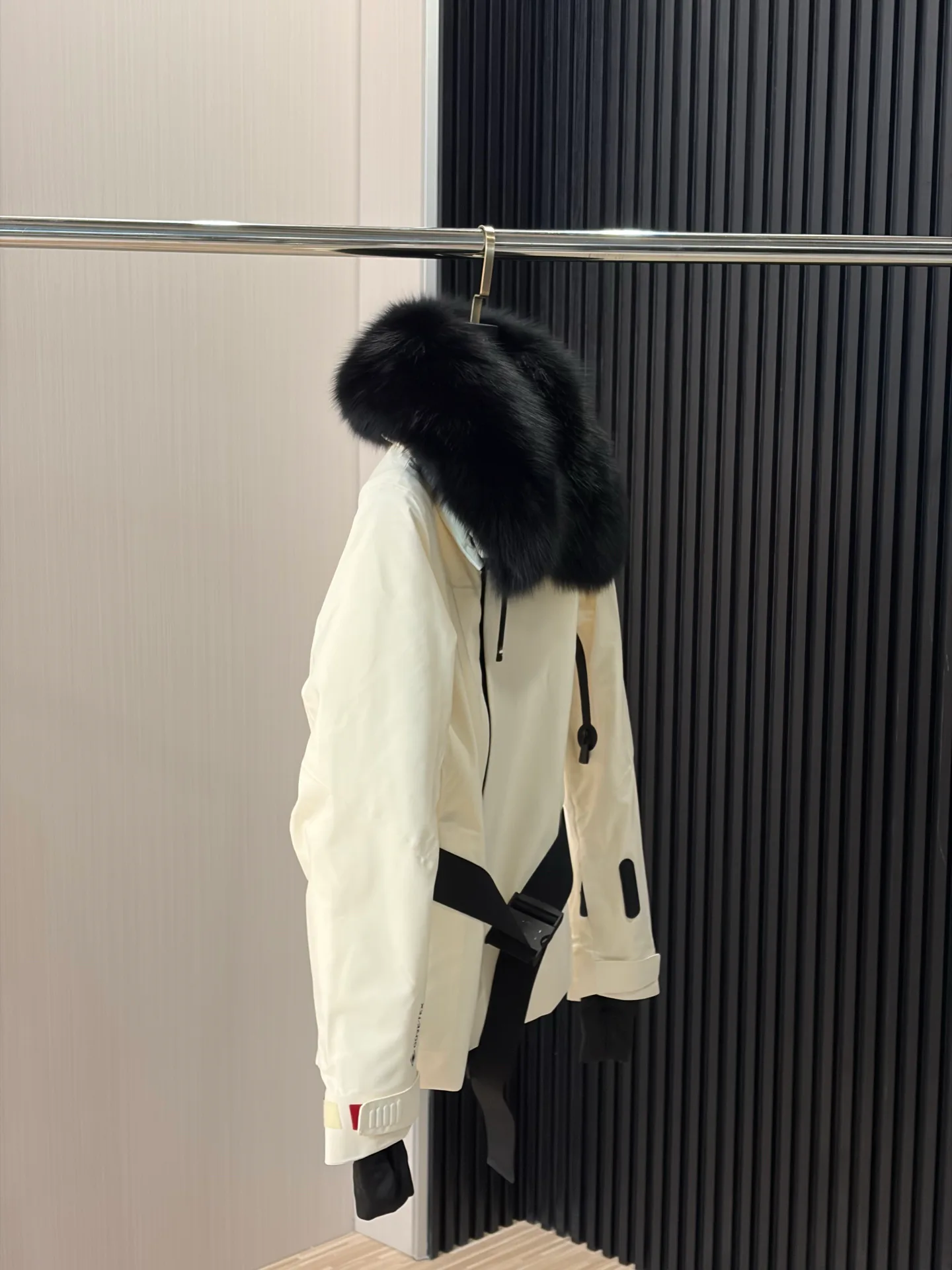 Куртки И Пуховики Женские Moncler 18758222