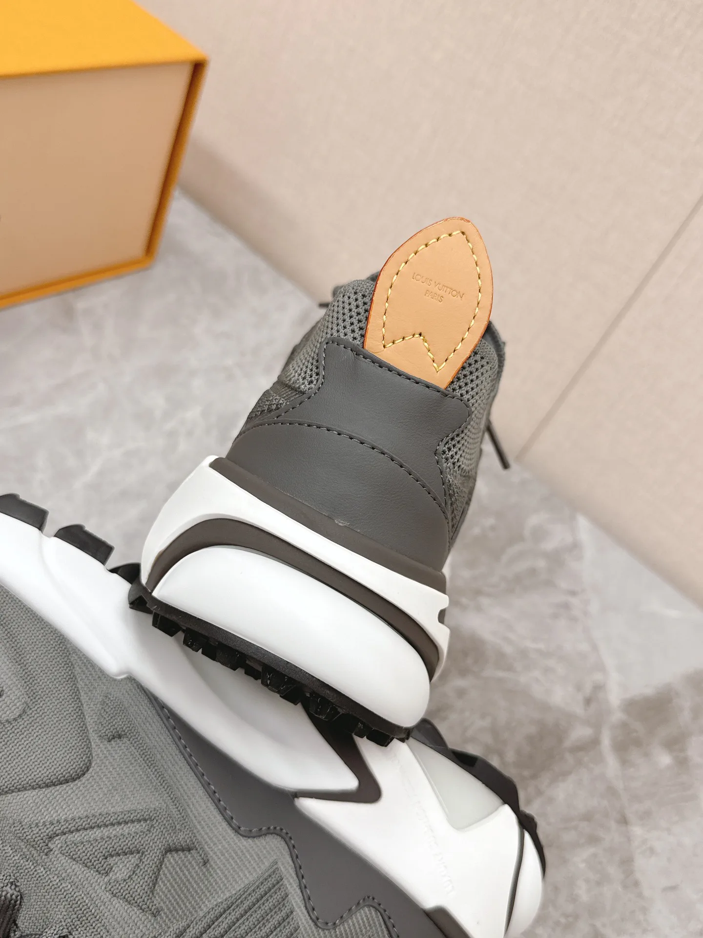 Кроссовки Мужские Louis Vuitton 137364