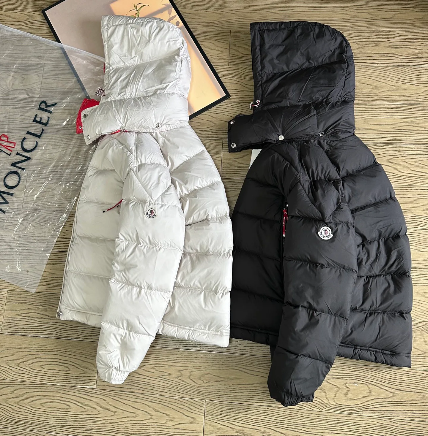 Куртки И Пуховики Женские Moncler 5379591