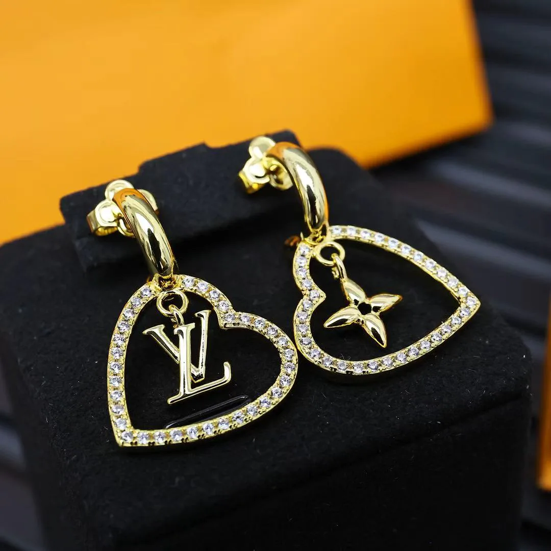 Бижутерия Louis Vuitton 17737911