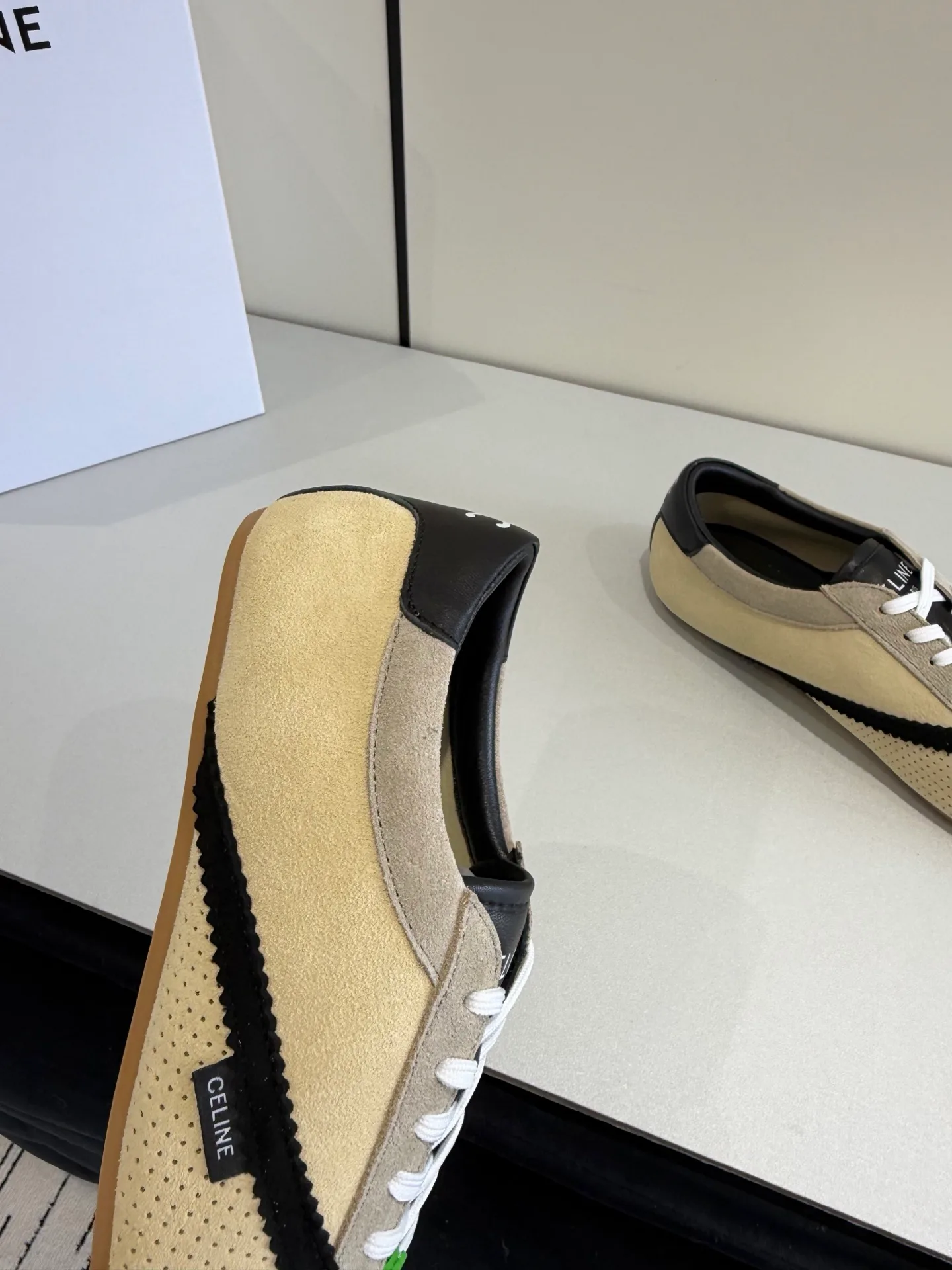 Кроссовки Женские Celine 17977146