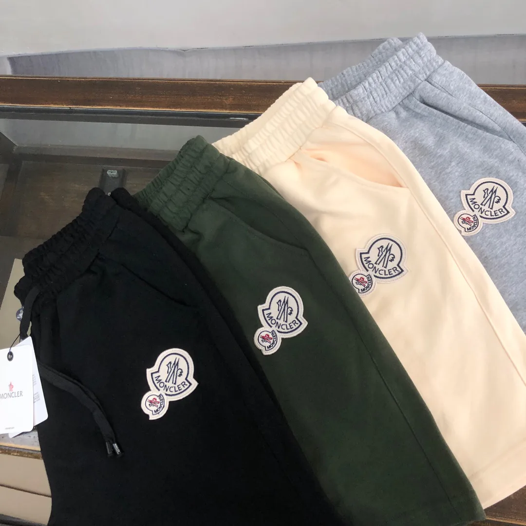 Шорты Женские Moncler 11615947