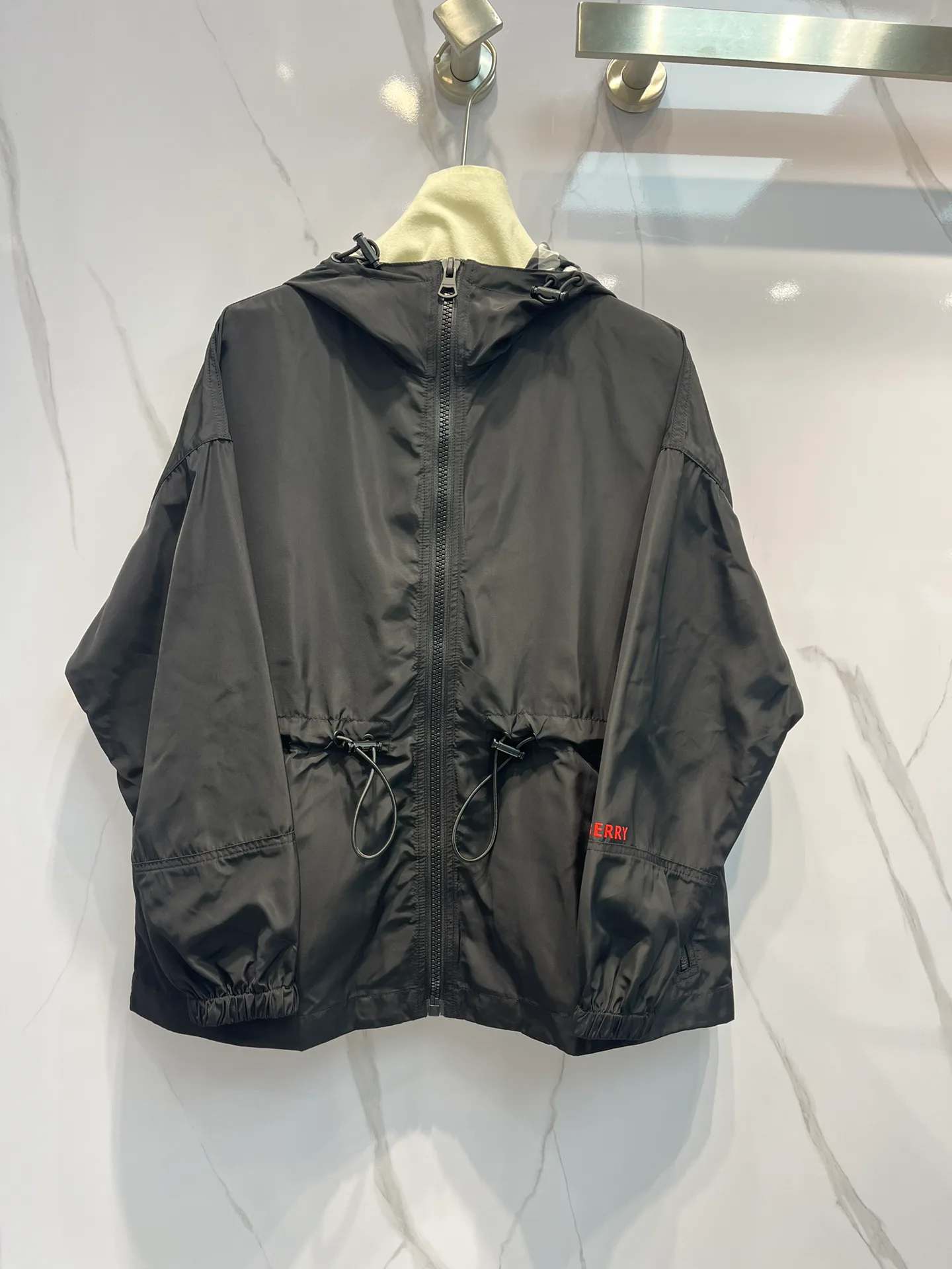 Куртки Женские Burberry Куртки Женские Burberry