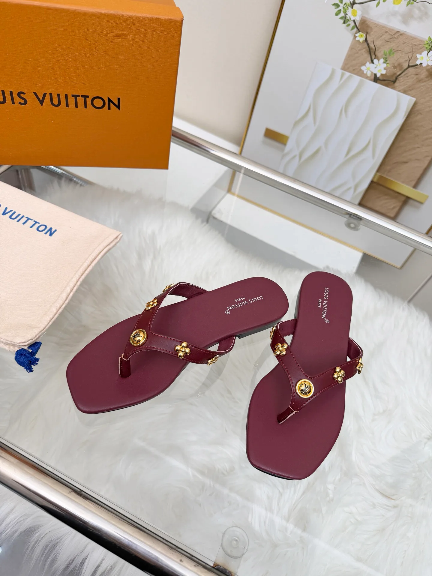 Шлепанцы Женские Louis Vuitton 13253492