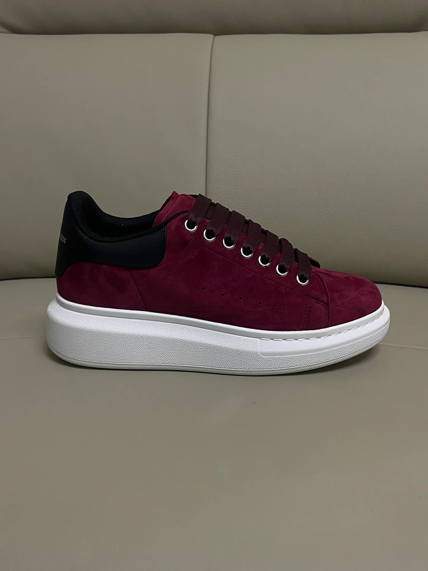 Кроссовки Женские Alexander Mcqueen 18465081