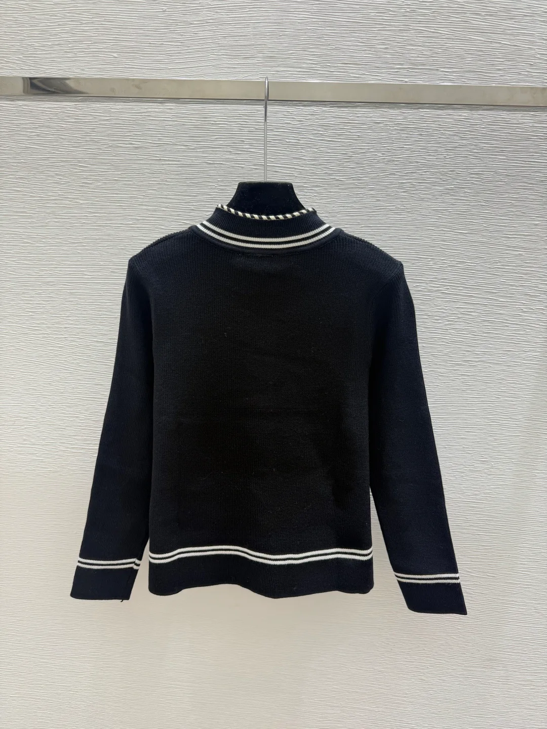 Джемперы И Свитеры Женские Chanel 18028836