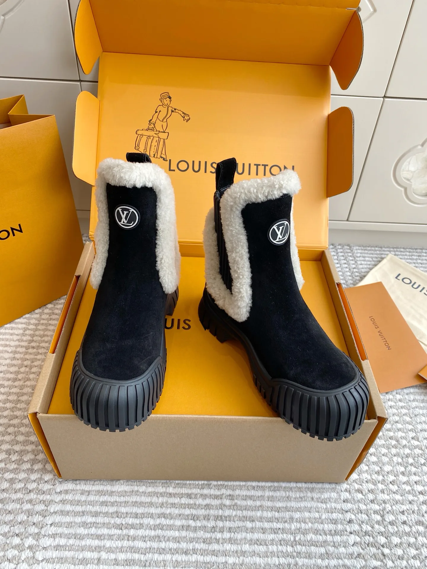 Ботинки Женские Louis Vuitton 356932