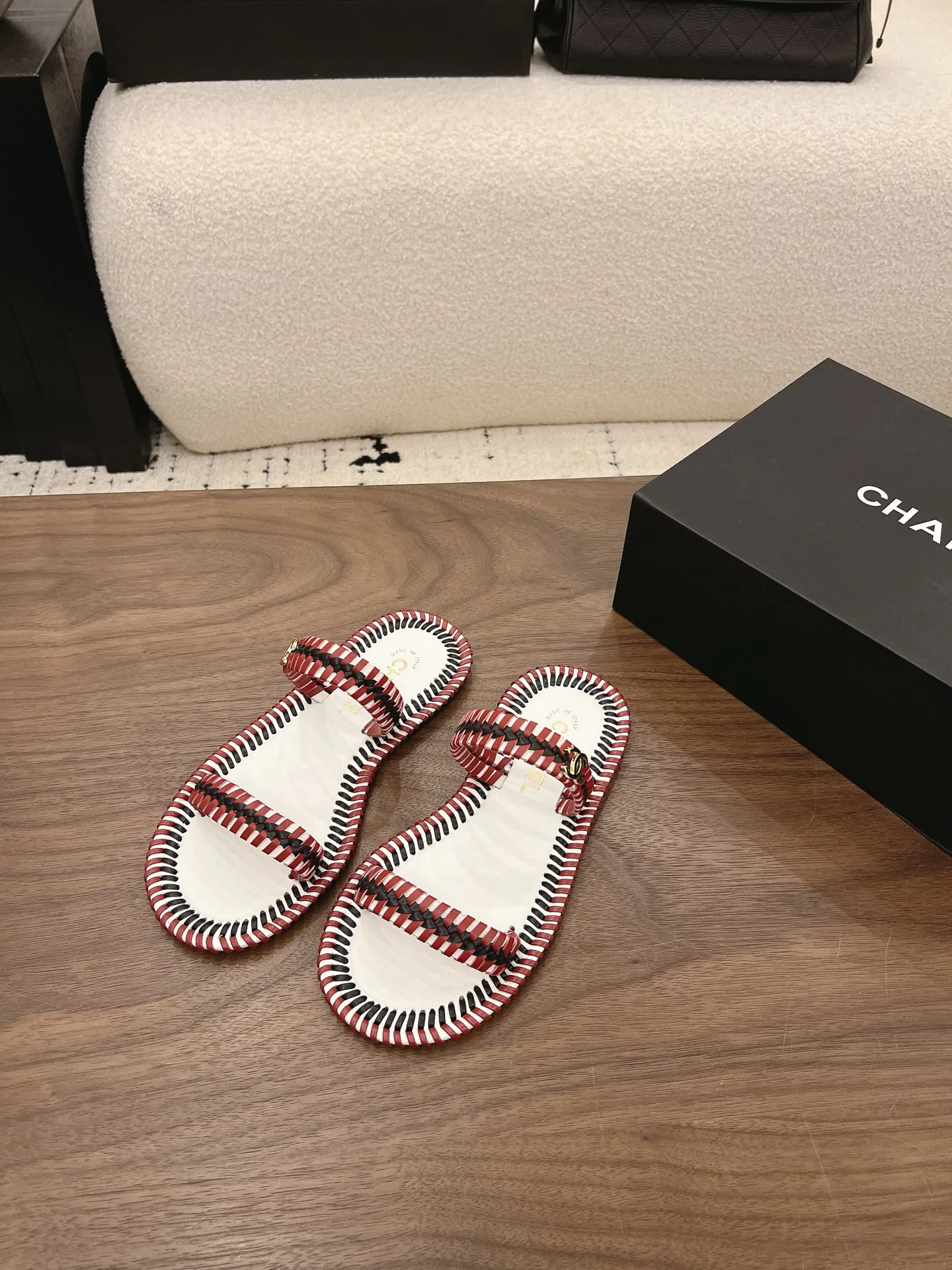 Босоножки Женские Chanel 16891063
