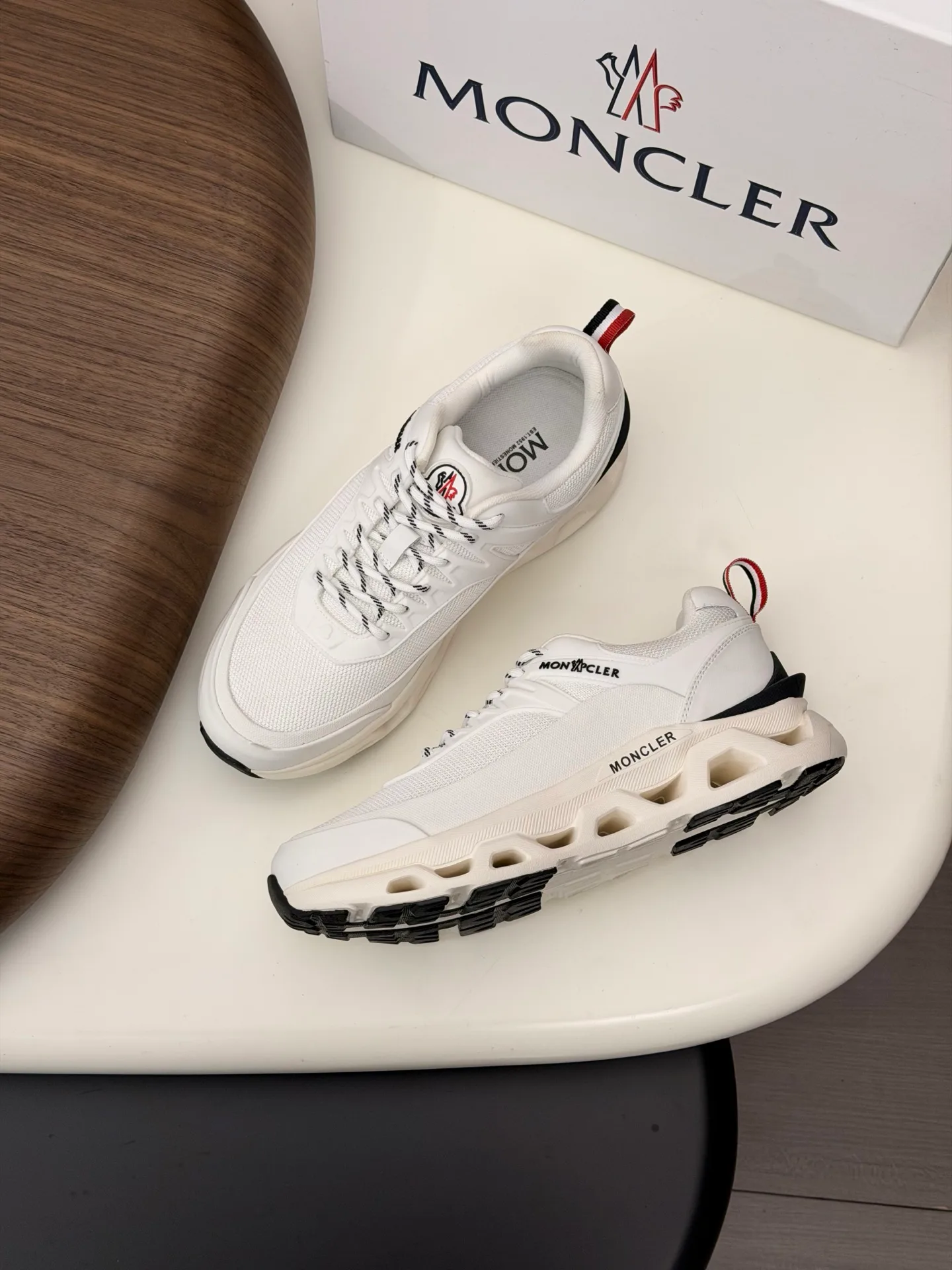 Кроссовки Мужские Moncler 12098175