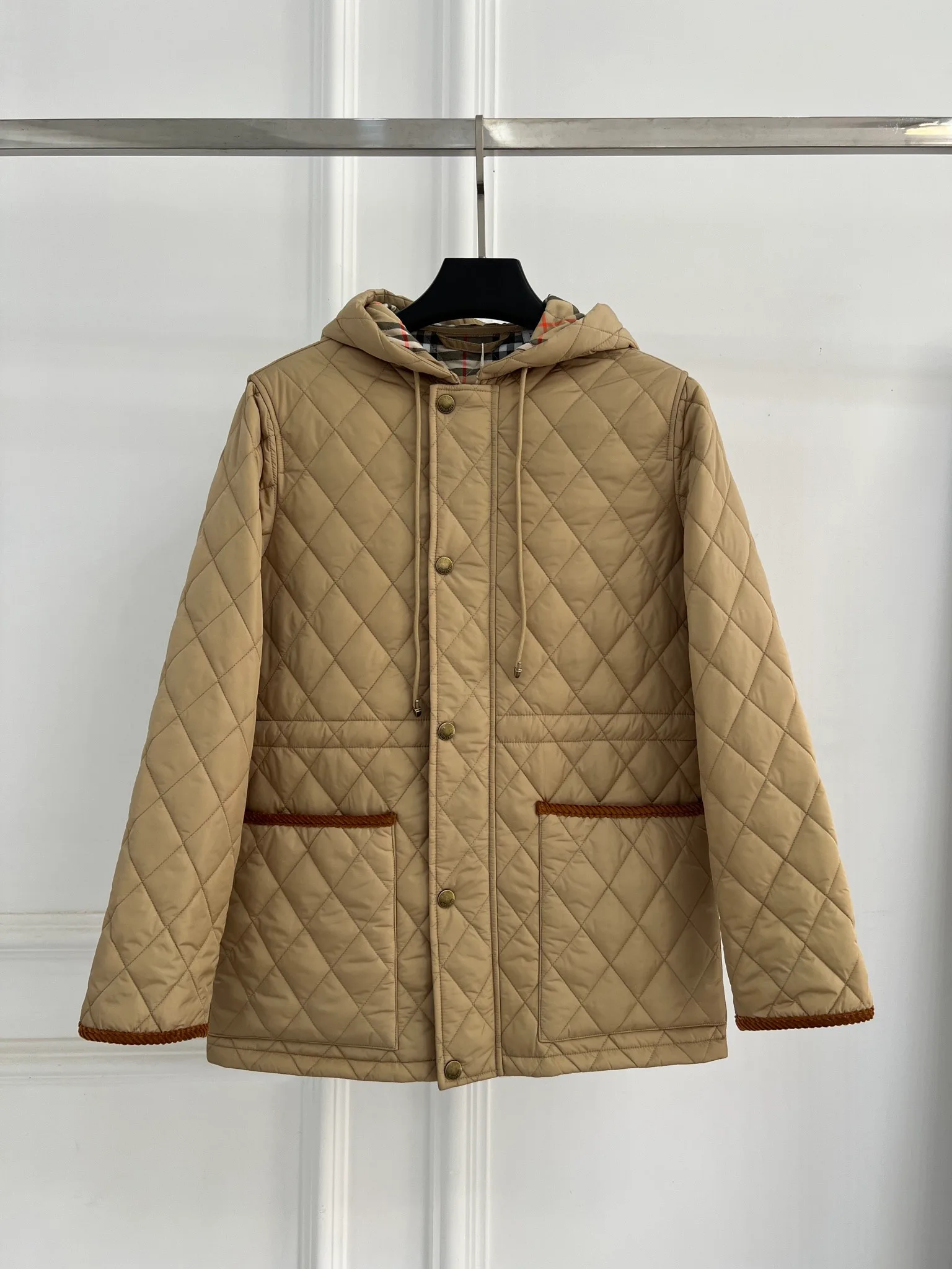 Куртки И Пуховики Женские Burberry 10898963