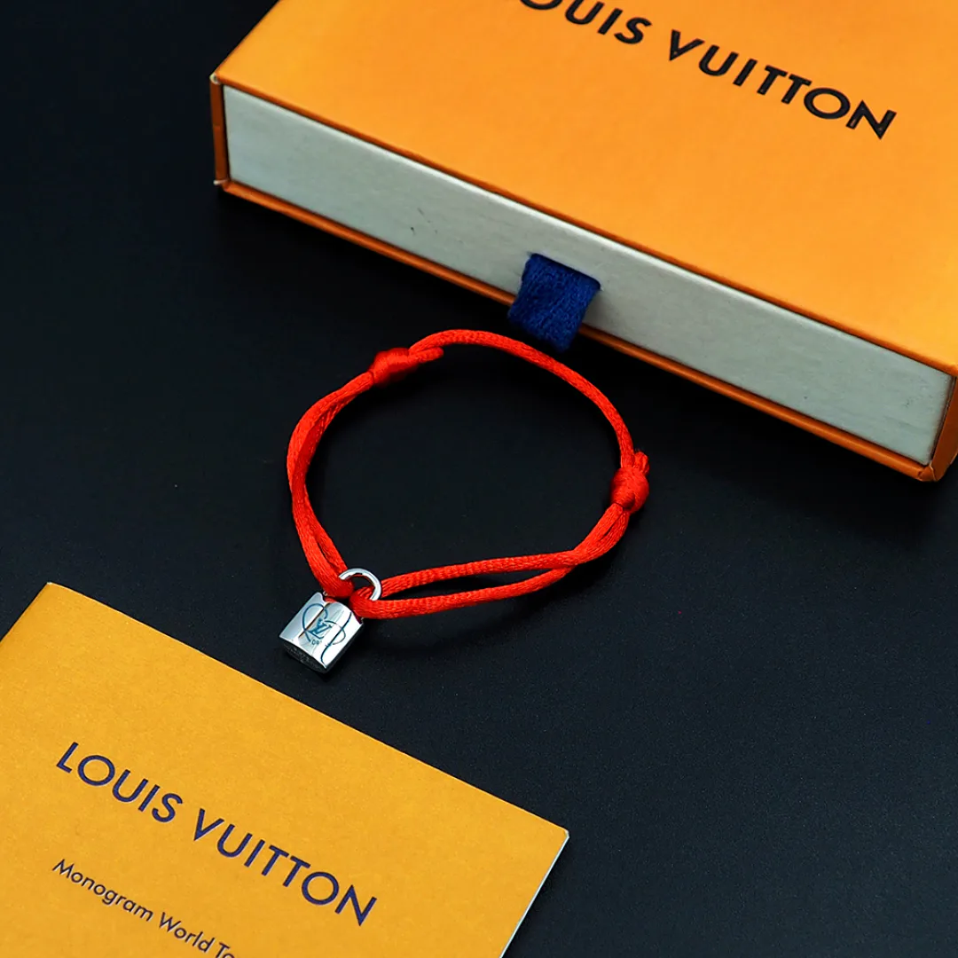 Бижутерия Louis Vuitton 82180