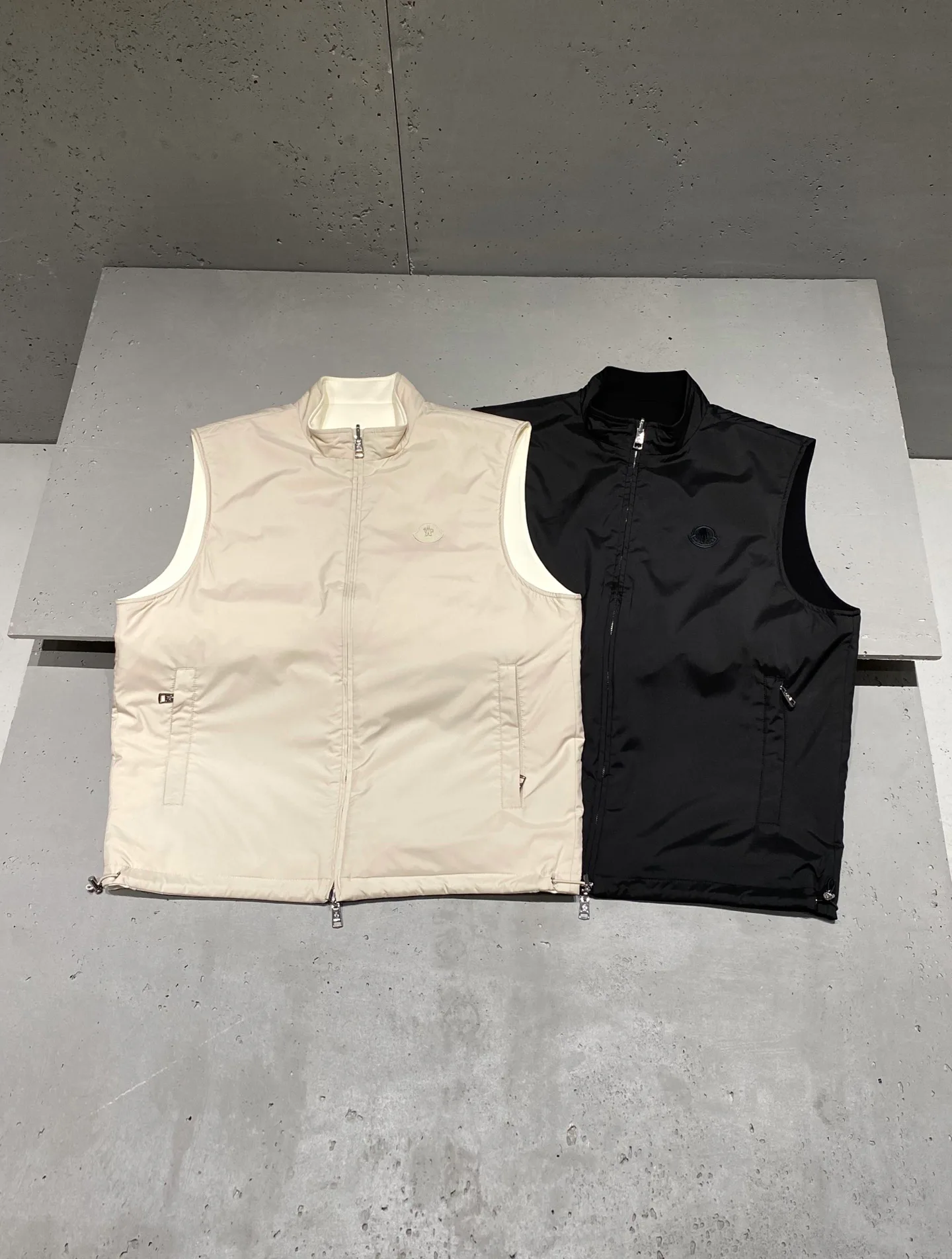 Жилеты Женские Moncler 107120