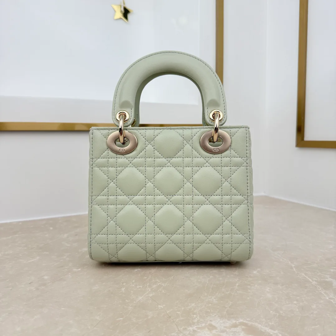 Классические Сумки Женские Christian Dior 18116216