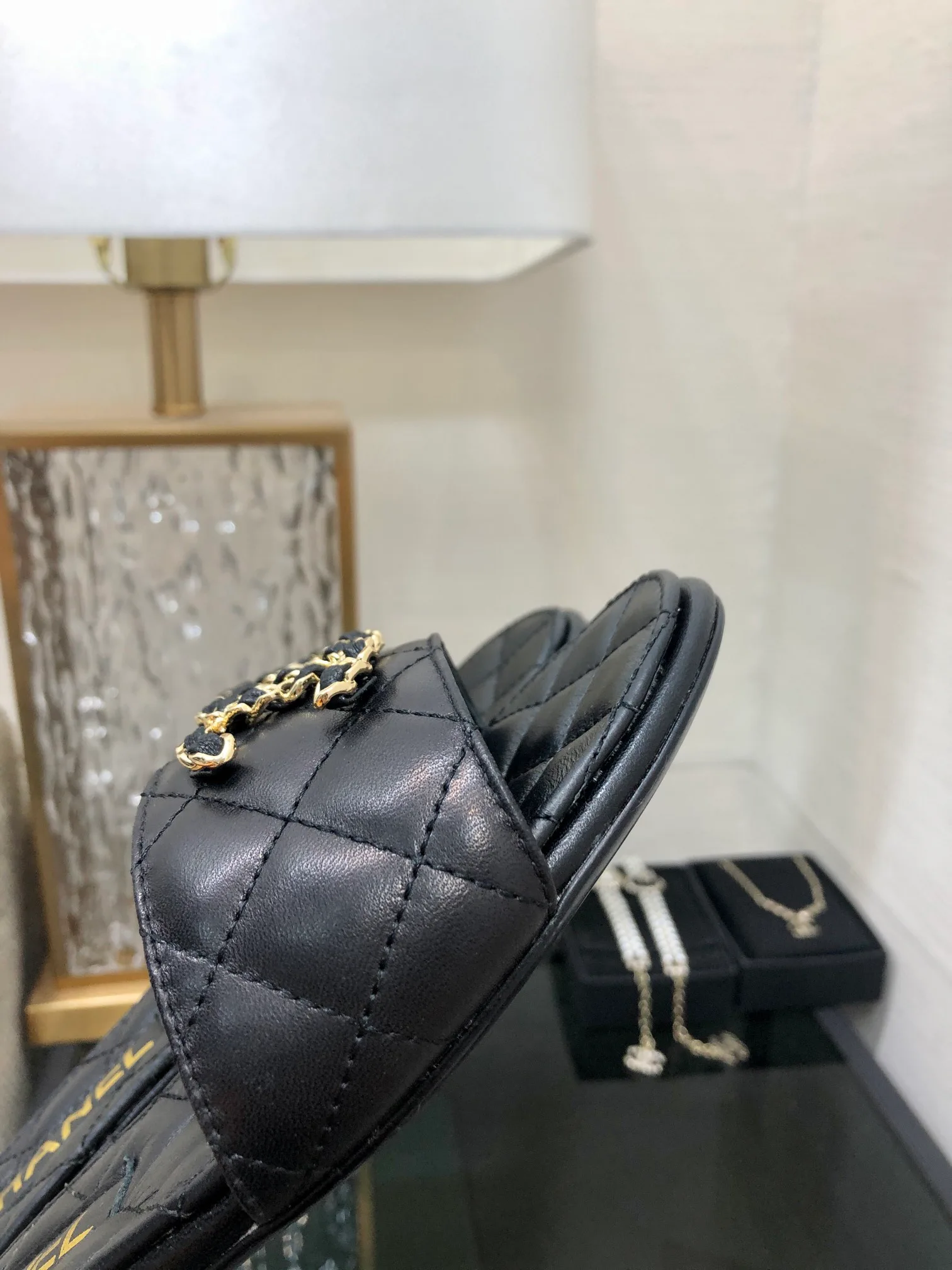 Босоножки Женские Chanel 16892107
